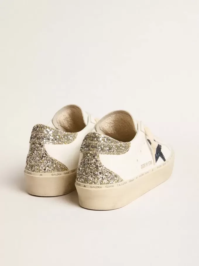 Hi Star för damer med blå glitterstjärna och platina glitter på hälfliken Hi Star för damer med blå glitterstjärna och platina glitter på hälfliken