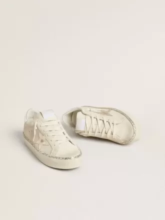 Hi Star i mocka med silvermetallisk läderstjärna och hälflik