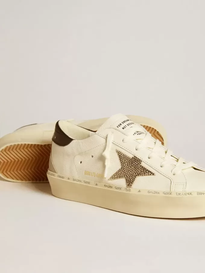 Hi Star LTD med Swarovski-kristallstjärna och svart läderflik på hälen Hi Star LTD med Swarovski-kristallstjärna och svart läderflik på hälen