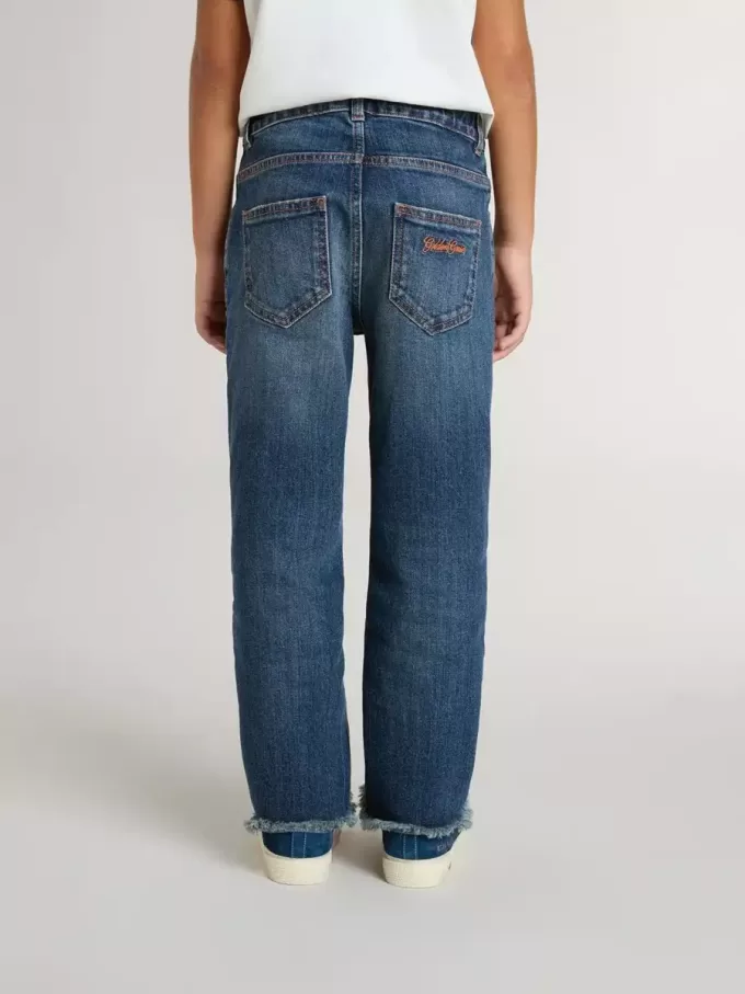 Jeans för pojkar med rå kant och broderi Jeans för pojkar med rå kant och broderi