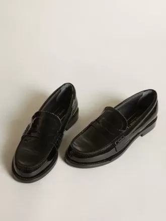 Jerry loafer i svart lackläder