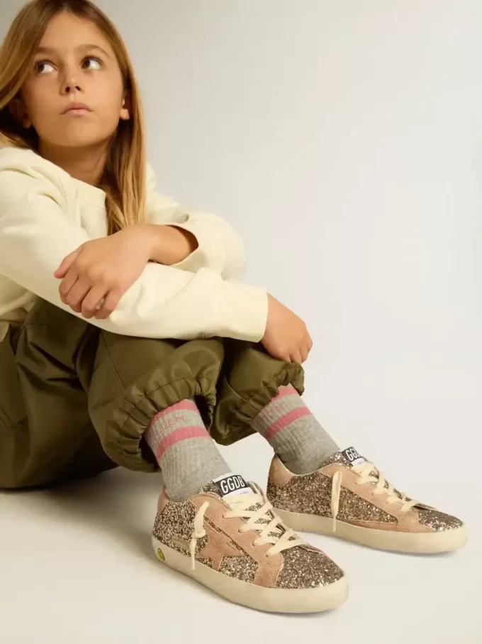Junior Super-Star i glitter med stjärna och hälflik i mocka Junior Super-Star i glitter med stjärna och hälflik i mocka