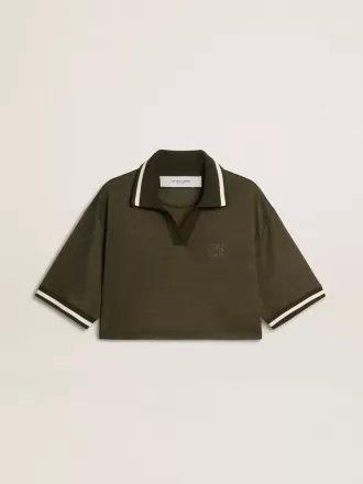 Kort polo för damer i militärgrön jersey med broderi