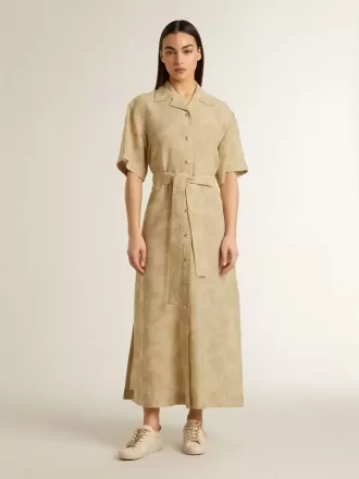 Kortärmad skjortklänning för dam i beige blommig jacquard