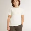 Krämefärgad T-shirt för pojkar med upphöjt logo Krämefärgad T-shirt för pojkar med upphöjt logo