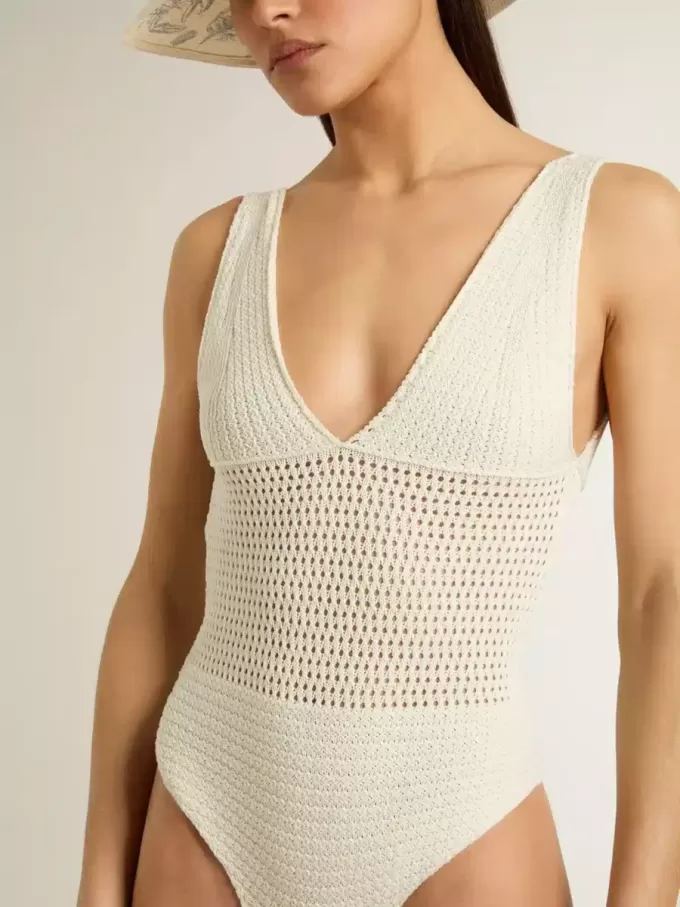 Krokat bodysuit för dam i vit bomull Krokat bodysuit för dam i vit bomull