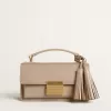 Liten Venezia-väska i beige läder med gulddetaljer Liten Venezia-väska i beige läder med gulddetaljer