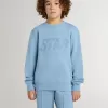 Ljusblå sweatshirt för pojkar med text på framsidan Ljusblå sweatshirt för pojkar med text på framsidan