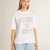 Lätt vit linne-T-shirt för damer med tryck Lätt vit linne-T-shirt för damer med tryck
