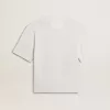 Lätt vit linne-T-shirt för damer med tryck Lätt vit linne-T-shirt för damer med tryck
