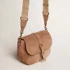 Medium Sally Bag i askfärgat mocka med kontrasterande spänne och axelrem Medium Sally Bag i askfärgat mocka med kontrasterande spänne och axelrem