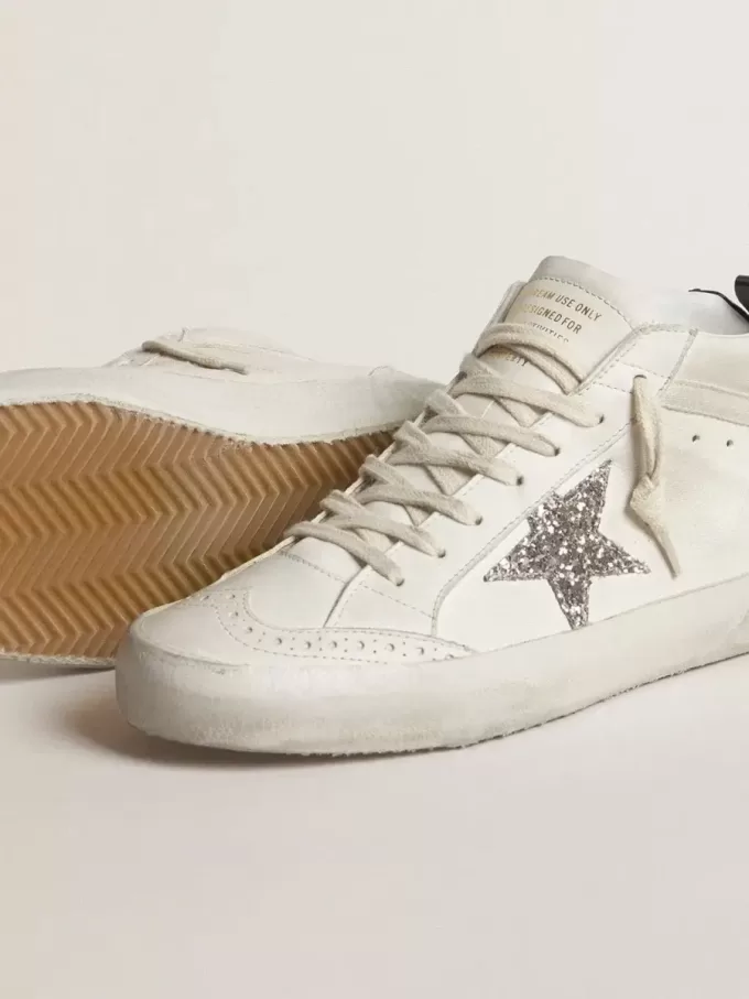Mid Star för damer med silverglittrande stjärna och svart laminerad hälflik Mid Star för damer med silverglittrande stjärna och svart laminerad hälflik