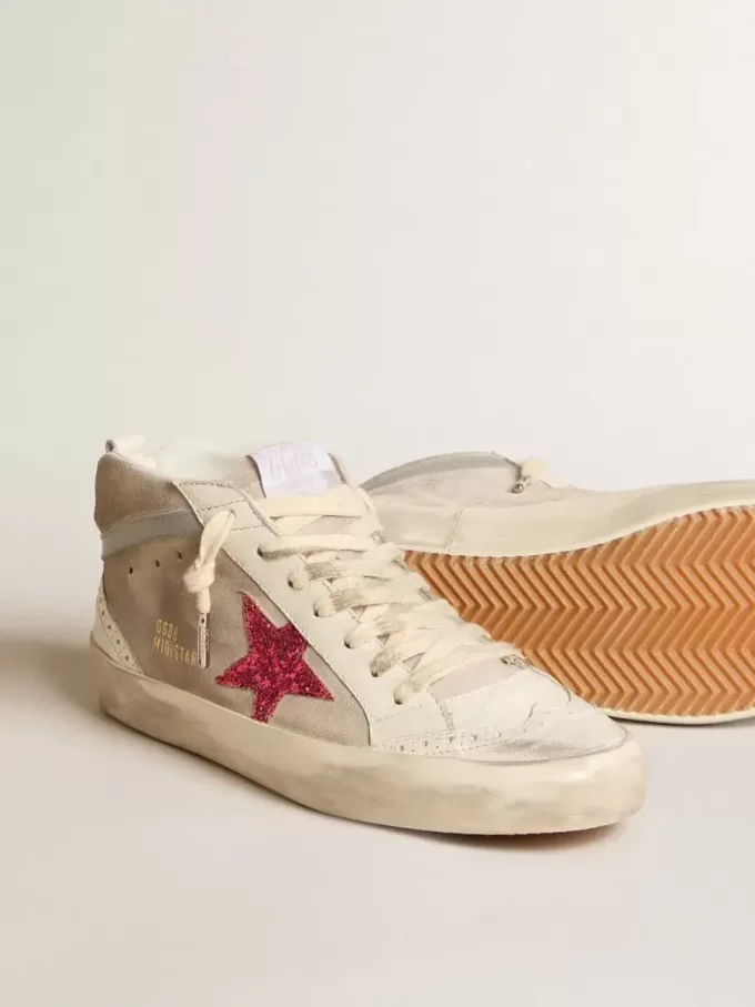 Mid Star i mocka med fuchsia glitterstjärna och grå läderdetalj