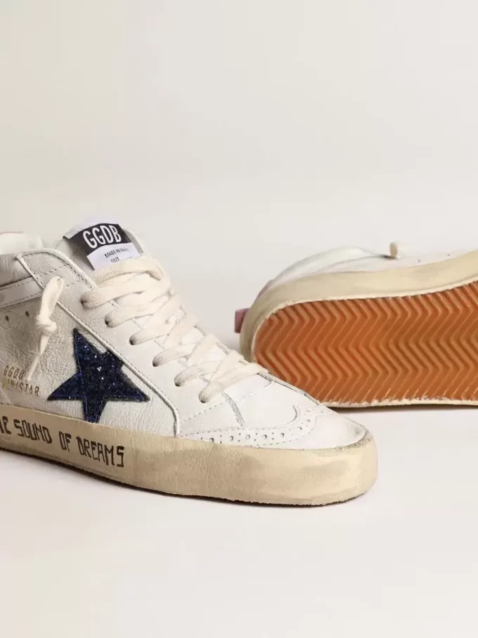 Mid Star med blå glitterstjärna och rosa mockahälflik Mid Star med blå glitterstjärna och rosa mockahälflik