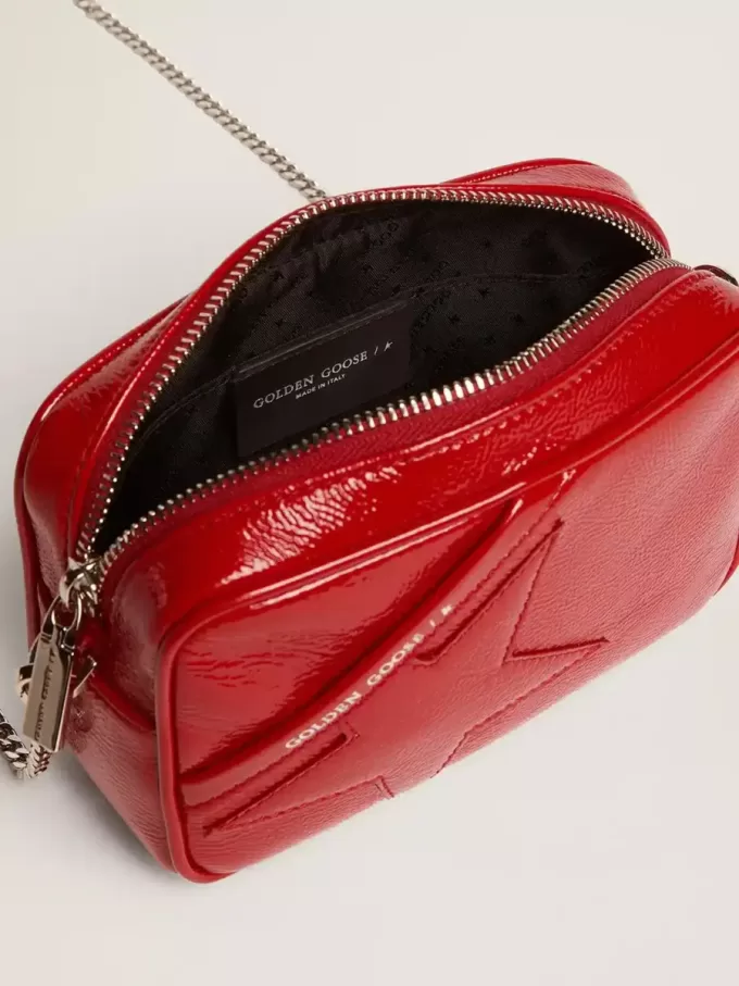 Mini Star Bag för damer i rött lackläder med ton-i-ton-stjärna Mini Star Bag för damer i rött lackläder med ton-i-ton-stjärna