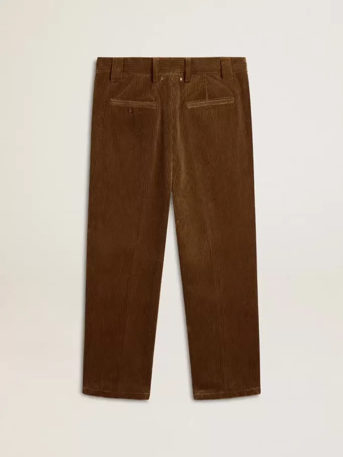 Mörk olivgröna corduroybyxor för herr Mörk olivgröna corduroybyxor för herr
