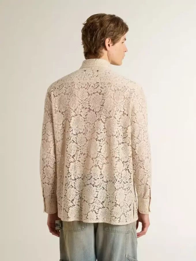 Oversized skjorta i krämfärgad genomskinlig spets Oversized skjorta i krämfärgad genomskinlig spets
