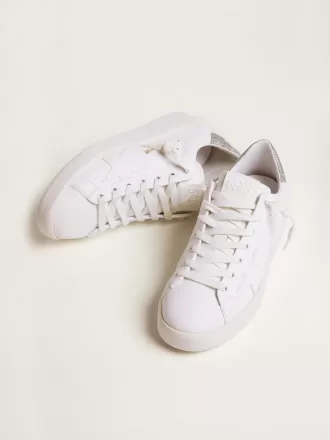 Purestar sneakers för damer med glittrande silverfärgad hälflik