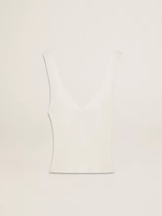 Ärmlös topp broderad med slitna vita ribbningar
