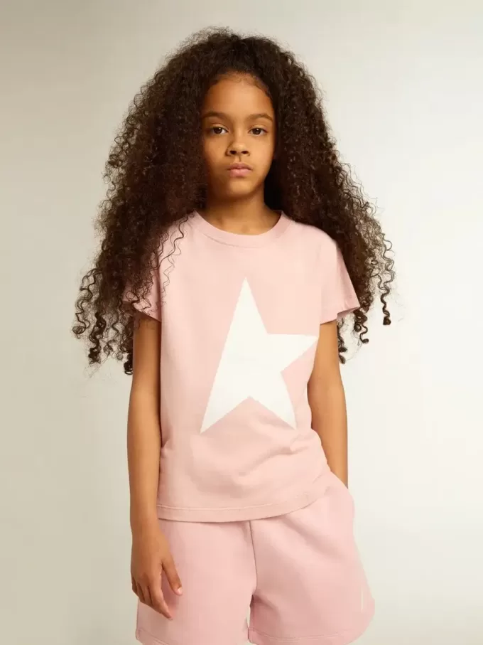 Rosa T-shirt för flickor med vit logotyp och stor stjärna