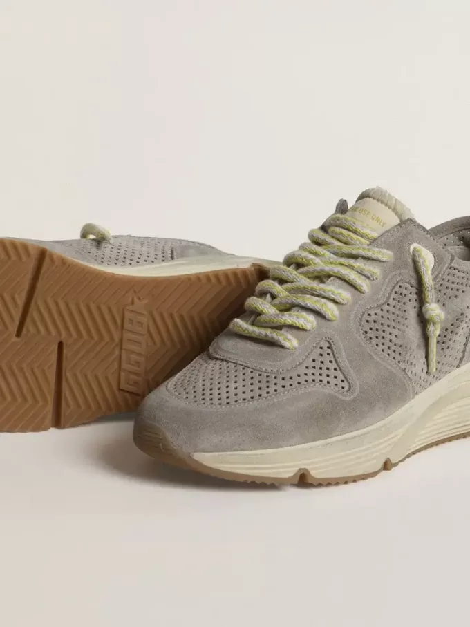 Running Sole för damer i grå mocka med grå mockastjärna och hälflik Running Sole för damer i grå mocka med grå mockastjärna och hälflik