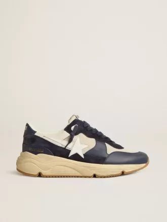 Running Sole i krämfärgat mesh och blått läder med en vit läderstjärna