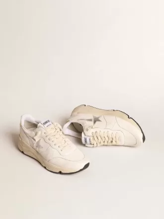 Running Sole i nappa med silverstjärna och guldläderflik på hälen
