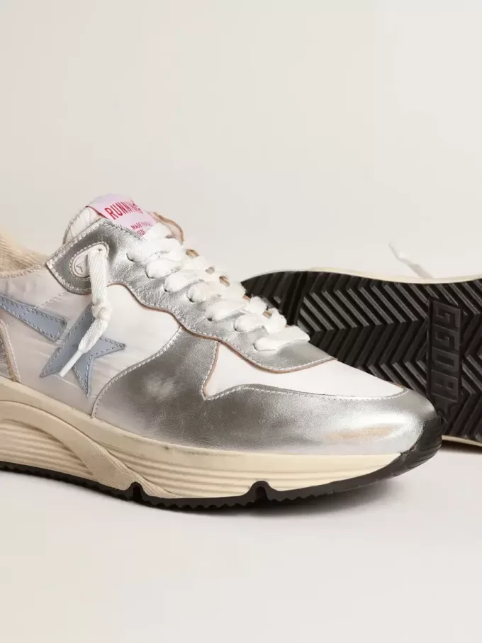 Running Sole i nylon och silvermetalliskt läder med ljusblå stjärna