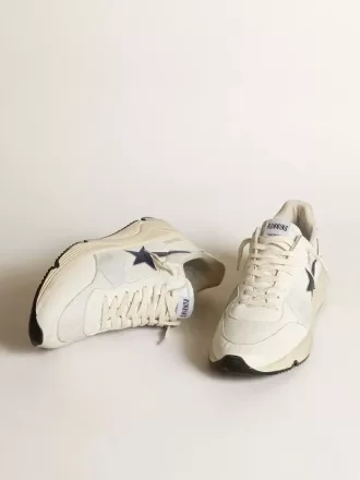 Running Sole i vitt läder och mesh med blå laminatläderstjärna
