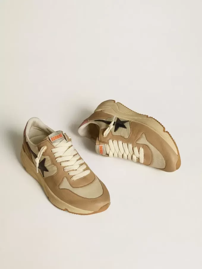 Running Sole LTD i nylon och nubuck med läderstjärna och hälflik