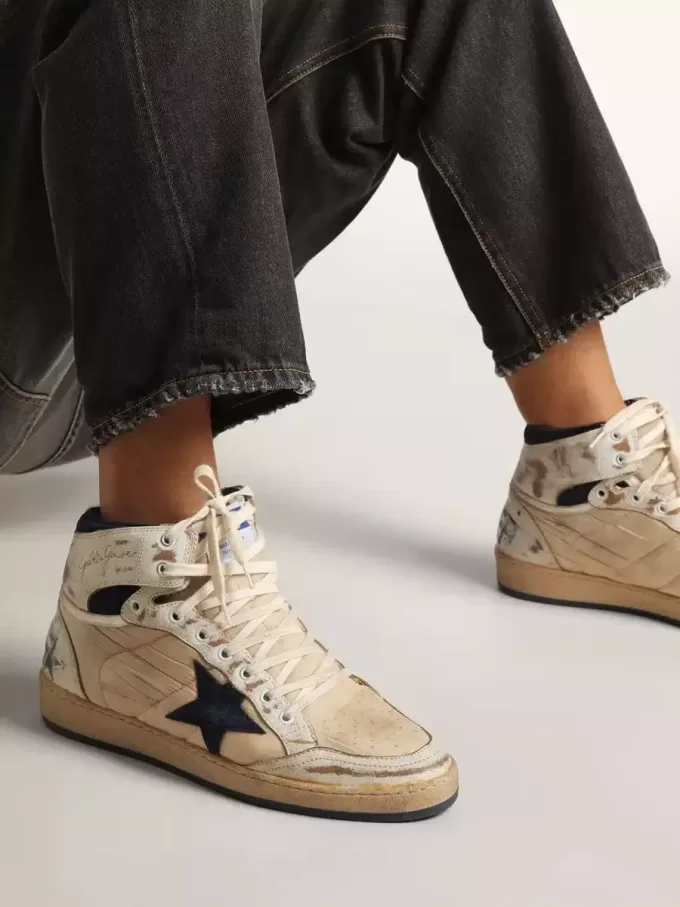 Sky-Star för herr i krämfärgat nylon och läder med blå mockastjärna Sky-Star för herr i krämfärgat nylon och läder med blå mockastjärna