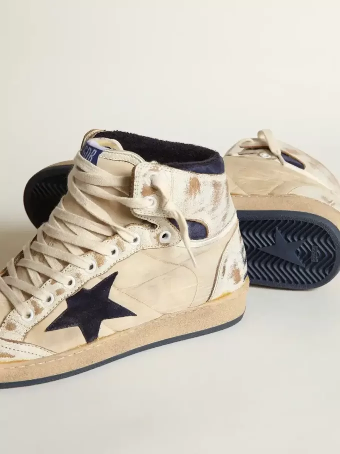 Sky-Star för herr i krämfärgat nylon och läder med blå mockastjärna Sky-Star för herr i krämfärgat nylon och läder med blå mockastjärna
