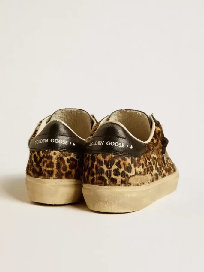 Soul Star i leopardmönstrat ponnyläder med svart nappa läderklack och insatser