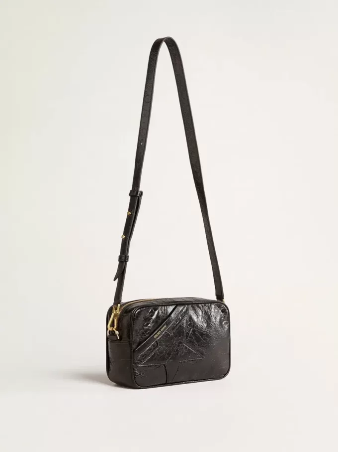 Star Bag i glansigt svart läder med ton-i-ton-stjärna Star Bag i glansigt svart läder med ton-i-ton-stjärna