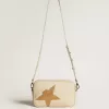 Star Bag i smörfärgat hamrat läder med Swarovski-kristallstjärna