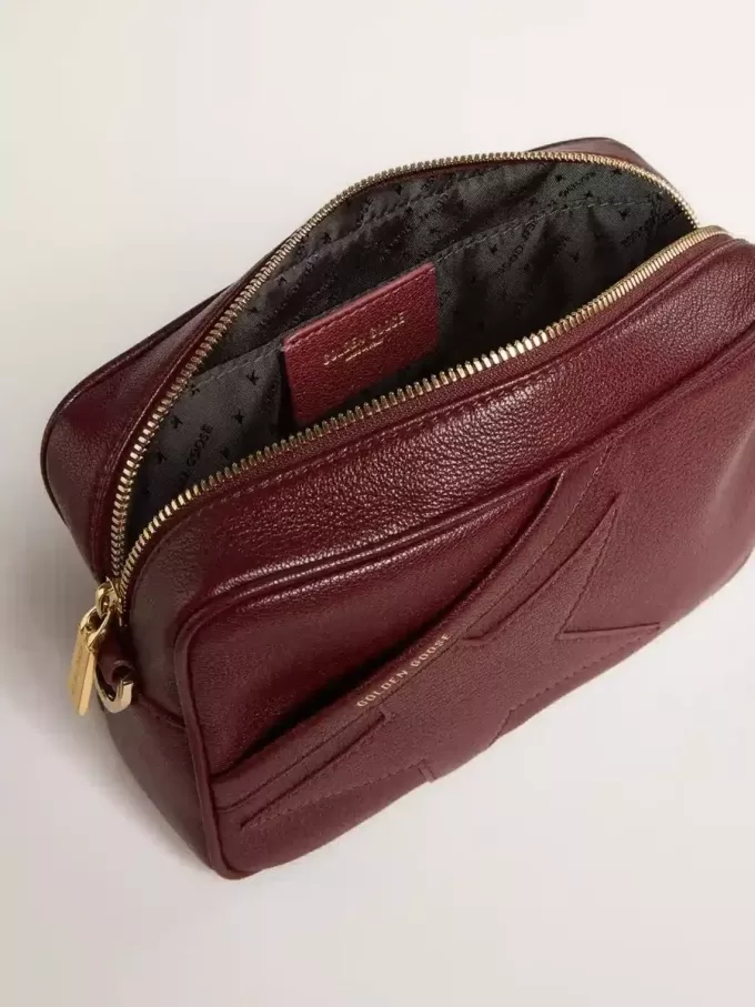 Star Bag i vinrött läder med ton-i-ton-stjärna