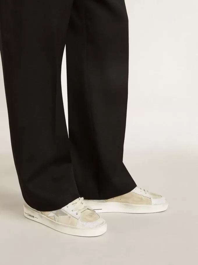 Stardan för herr i nubuck och krackelerat läder med silvermetallisk läderstjärna Stardan för herr i nubuck och krackelerat läder med silvermetallisk läderstjärna