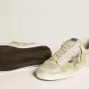 Stardan för herr i nubuck och krackelerat läder med silvermetallisk läderstjärna Stardan för herr i nubuck och krackelerat läder med silvermetallisk läderstjärna