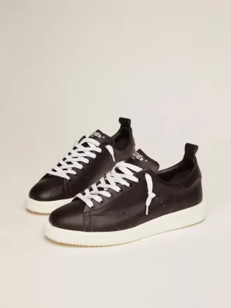 Starter sneakers i helt svart läder Starter sneakers i helt svart läder