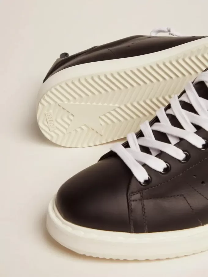 Starter sneakers i helt svart läder Starter sneakers i helt svart läder