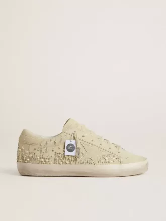 Super-Star för damer i beige mocka med pärlor och Swarovski-kristaller