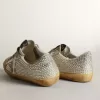 Super-Star för damer i åldrat vitt nubuck med Swarovski-kristaller Super-Star för damer i åldrat vitt nubuck med Swarovski-kristaller