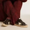 Super-Star för damer i svart glitter och nappa med krämfärgad läderstjärna och hälflik Super-Star för damer i svart glitter och nappa med krämfärgad läderstjärna och hälflik