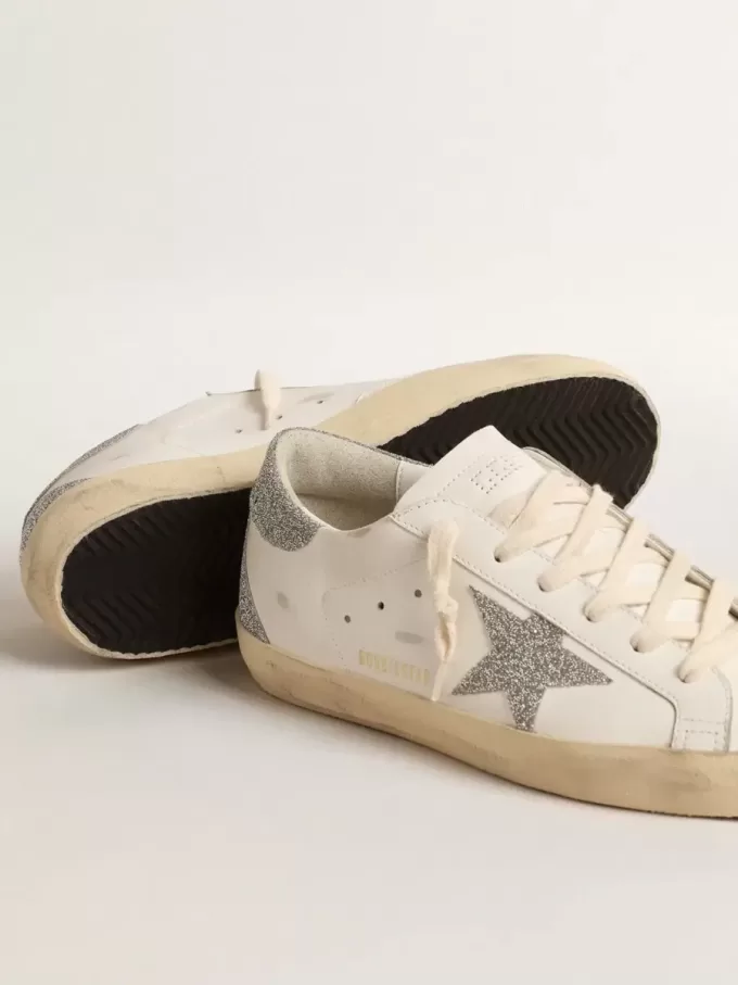 Super-Star för damer med silverfärgad Swarovski-kristallstjärna och hälflik Super-Star för damer med silverfärgad Swarovski-kristallstjärna och hälflik