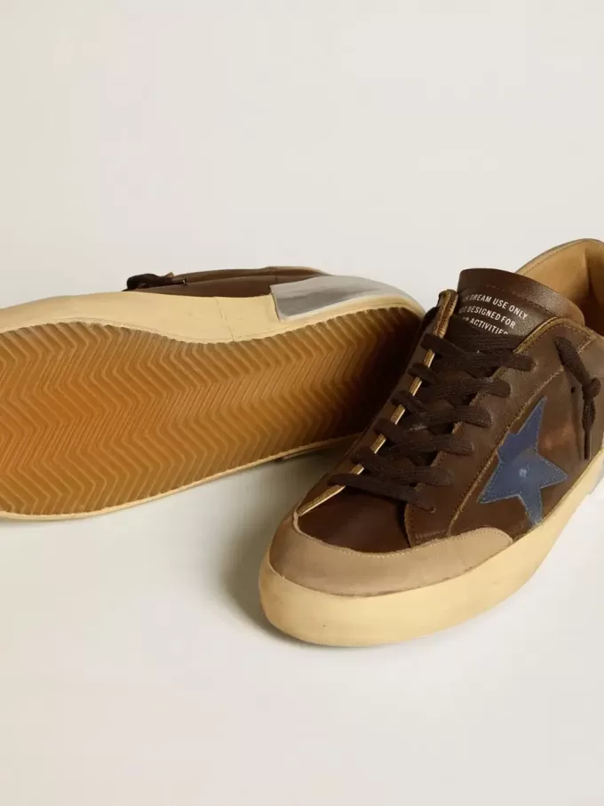 Super-Star för herr i läder med blå läderstjärna och beige nubuckklackflik Super-Star för herr i läder med blå läderstjärna och beige nubuckklackflik