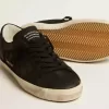 Super-Star för herr i svart nubuck med perforerad stjärna och svart nubuck-hälflik