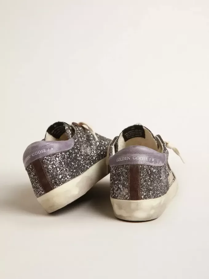 Super-Star i glitter med brun stjärna och lila hälflik Super-Star i glitter med brun stjärna och lila hälflik