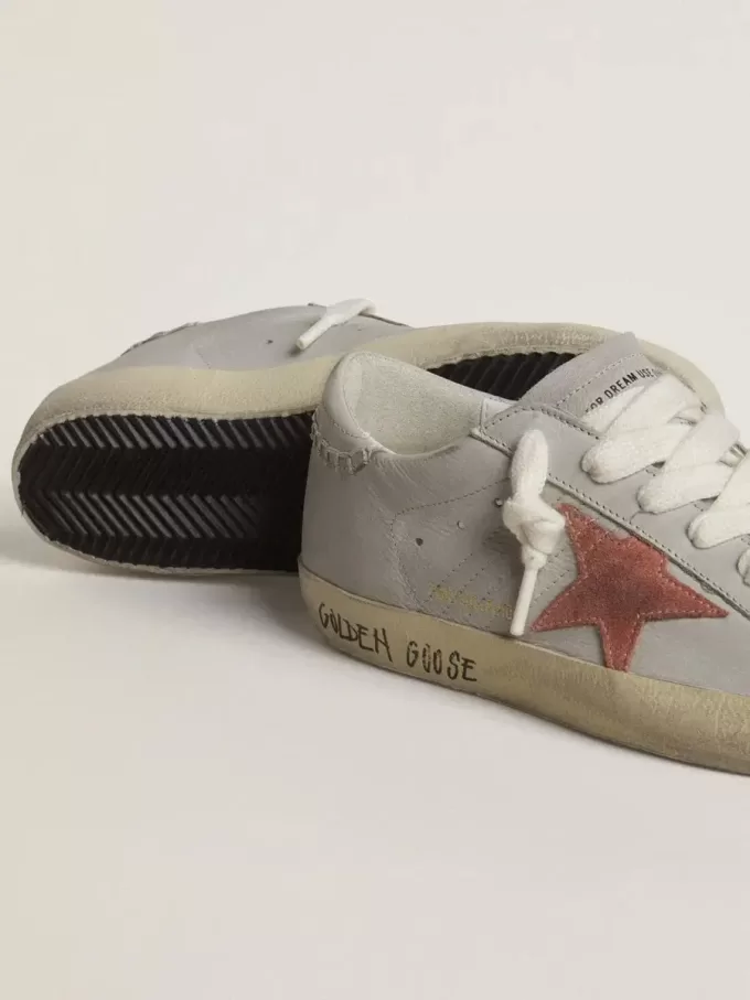 Super-Star LTD för damer i grått läder med tegelröd mockastjärna