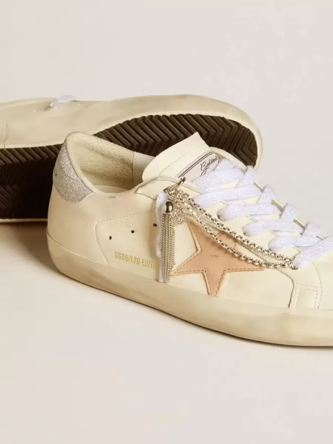 Super-Star LTD för damer i nappaläder med stjärna i nudefärgat läder och glitterklack Super-Star LTD för damer i nappaläder med stjärna i nudefärgat läder och glitterklack