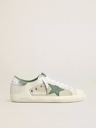 Super-Star LTD för herr i vitt mocka och mesh med grön läderstjärna och silverfärgad hälflik Super-Star LTD för herr i vitt mocka och mesh med grön läderstjärna och silverfärgad hälflik